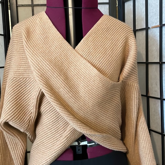 Camel Lush Criss Cross Sweater - Picture 4 of 5